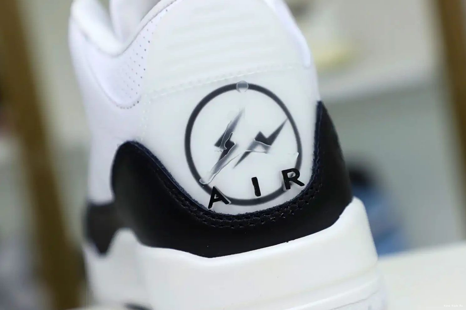 JORDAN SP 'WHITE' Kimikick X DESIGN RETRO FRAGMENT AIR 3 0718